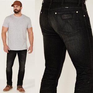 Wrangler X Fender Men's Larston Acoustic Tapered Slim Fit Jeans black 34X32